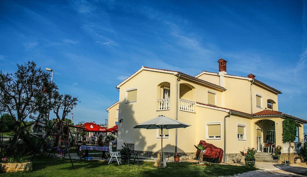 Guest House Croatia Fažana Eksteriør billede