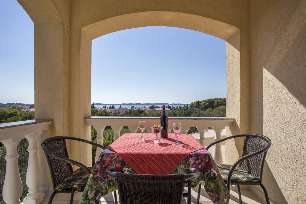 Guest House Croatia Fažana Eksteriør billede